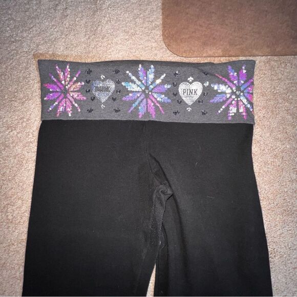 PINK Victoria’s Secret Yoga Leggings M Black Foldover Waistband Sequin Detail - Picture 2 of 4